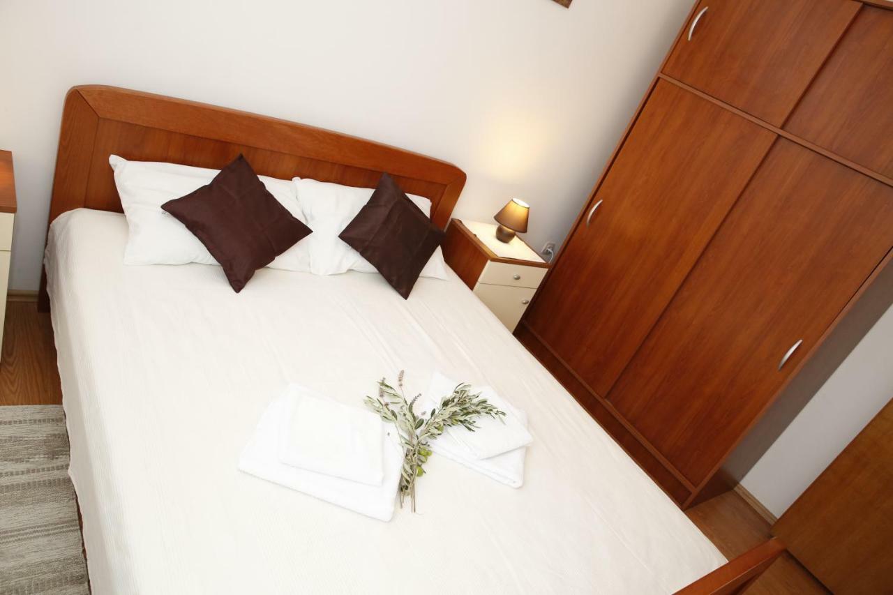 Apartman Alica Srima 沃迪切 外观 照片