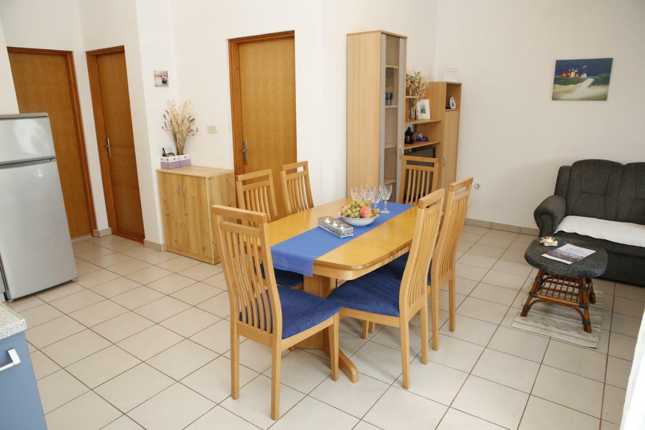 Apartman Alica Srima 沃迪切 外观 照片