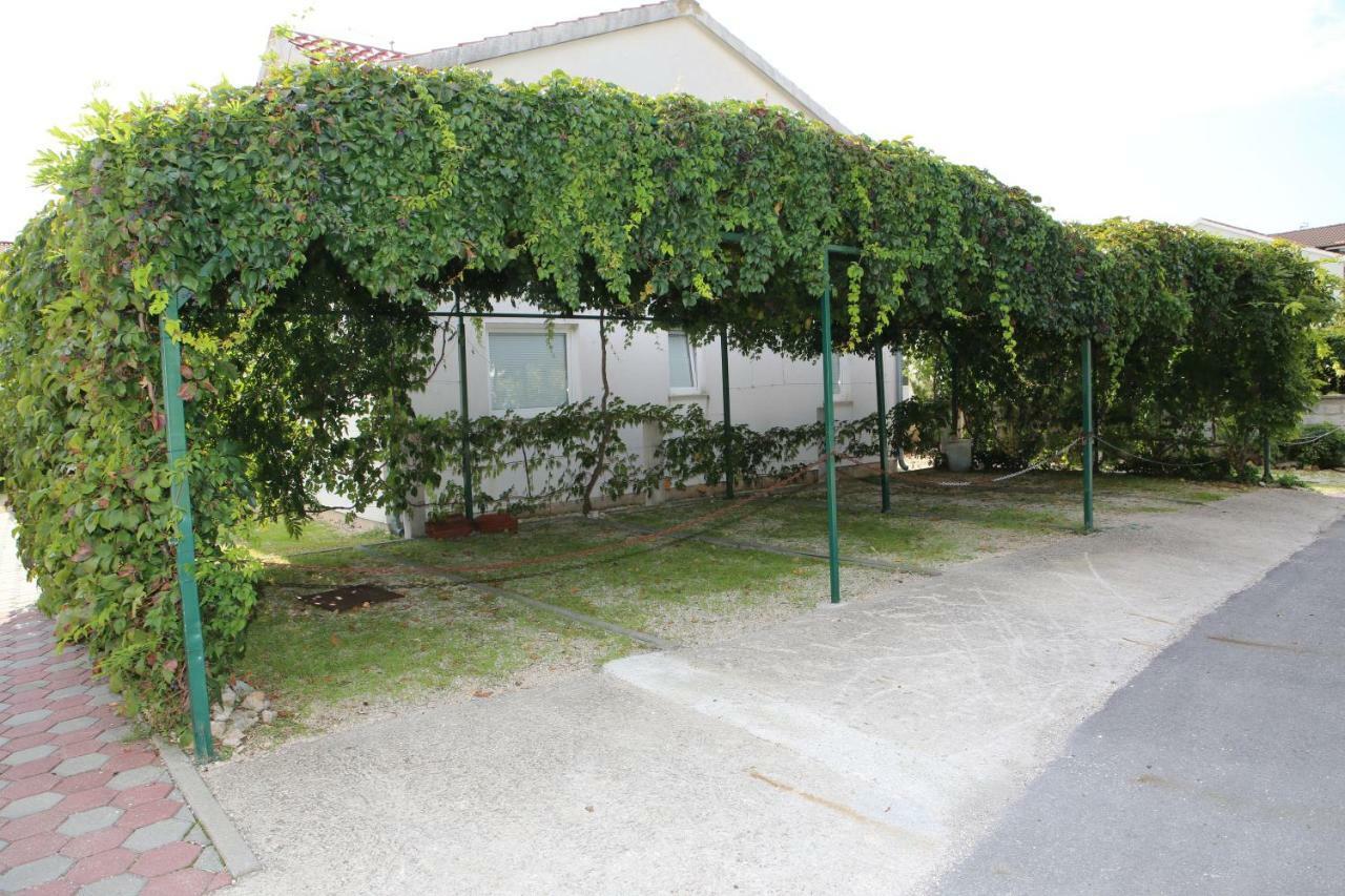 Apartman Alica Srima 沃迪切 外观 照片