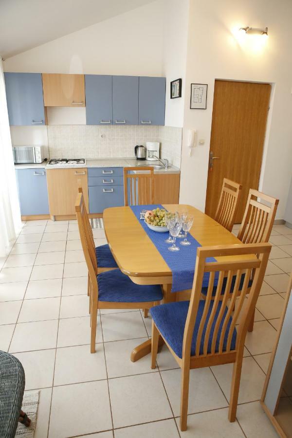 Apartman Alica Srima 沃迪切 外观 照片